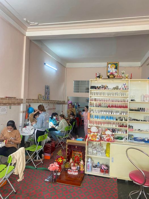 Không gian học tập hiện đại tại Phương Nails & Mi