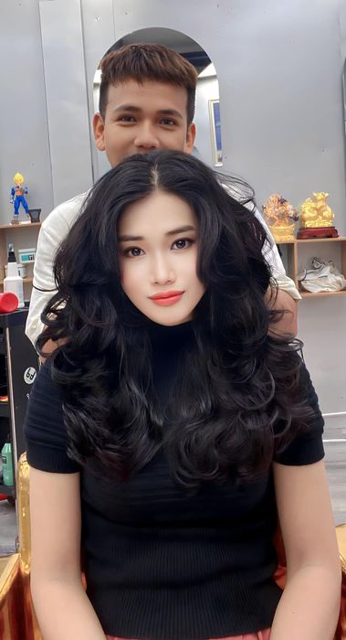 Khám phá không gian sang trọng và phong cách làm đẹp đẳng cấp tại Học viện thế giới tóc SỸ IRAQ qua bộ ảnh ấn tượng