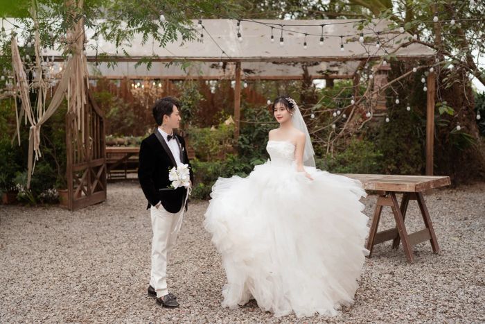 BST váy cưới tinh khôi tại LeeManh Wedding