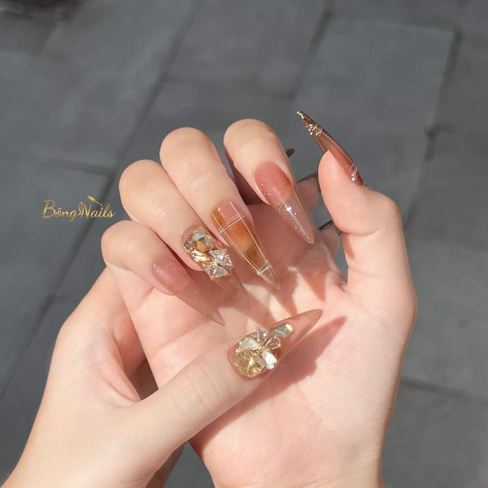 Những tác phẩm nail nghệ thuật tại Bông Nails