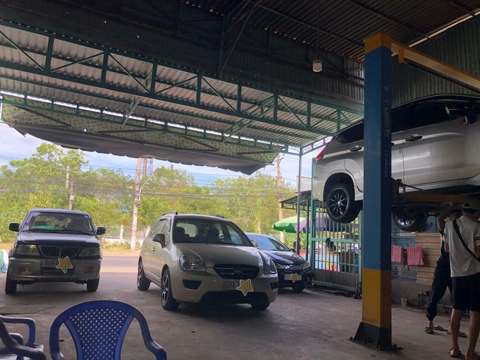 Bộ sưu tập hình ảnh thực tế quy trình làm việc tỉ mỉ và chuyên nghiệp tại Garage Bảo Nam