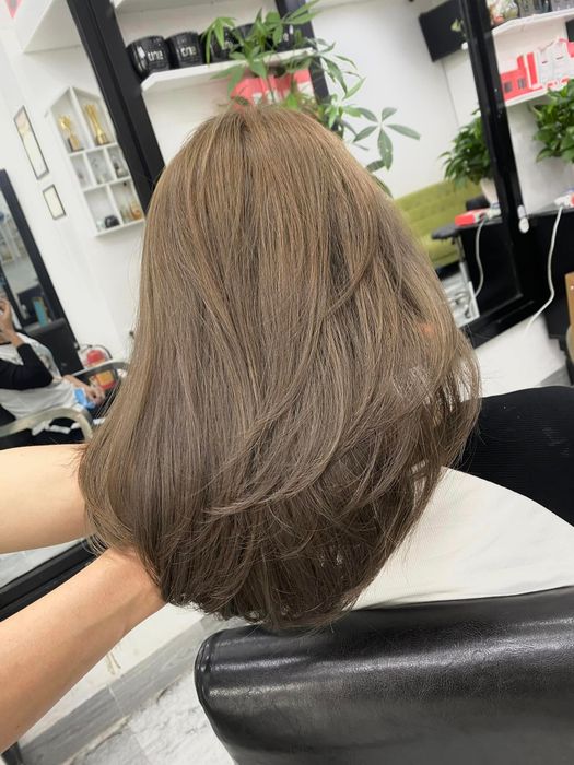 Hình ảnh tác phẩm tóc tại SaLon Tóc Vui Tính