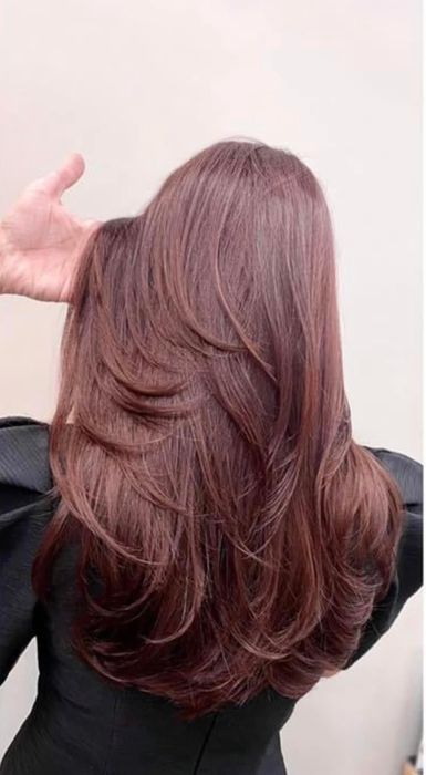 Hùng Thời Đại Hair Salon - Hình ảnh thực tế về quy trình chăm sóc tóc chuyên nghiệp đạt chuẩn quốc tế