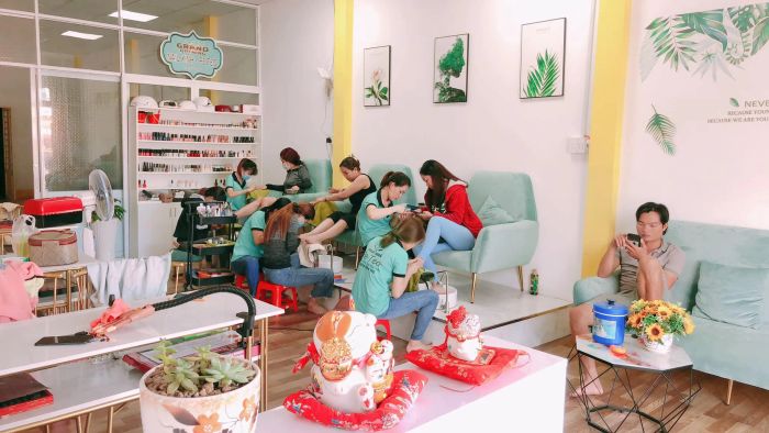Hình ảnh thực tế lớp học tại Nails Xinh - Pe Teo
