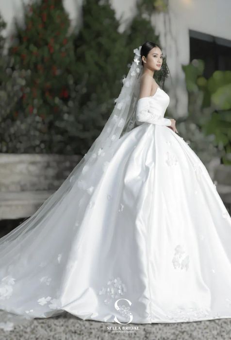 BST váy cưới đẳng cấp tại SELLA Bridal