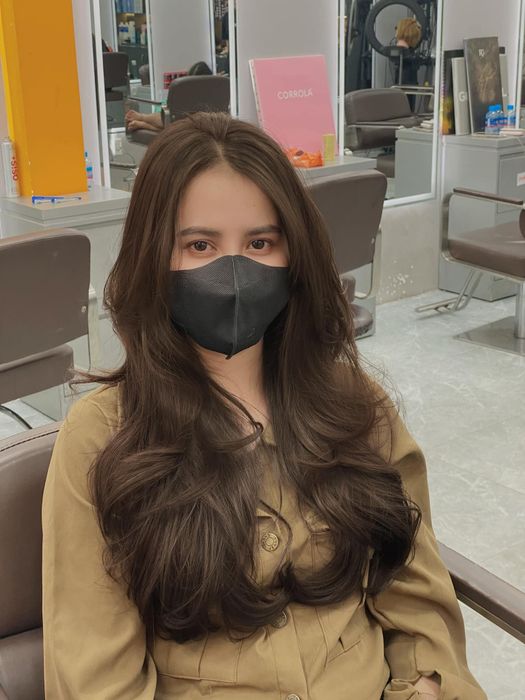 Không gian hiện đại và những kiểu tóc ấn tượng tại Salon Đạt Color
