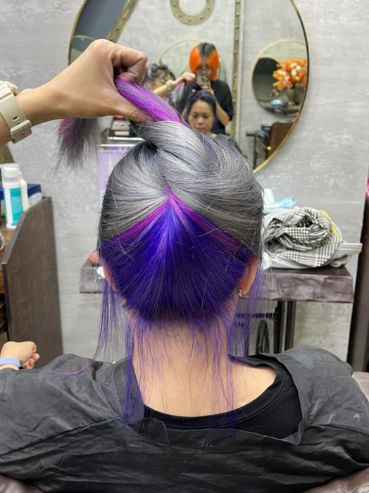 A Vòong Hair Salon & Academy – Hình ảnh không gian tinh tế và chuyên nghiệp