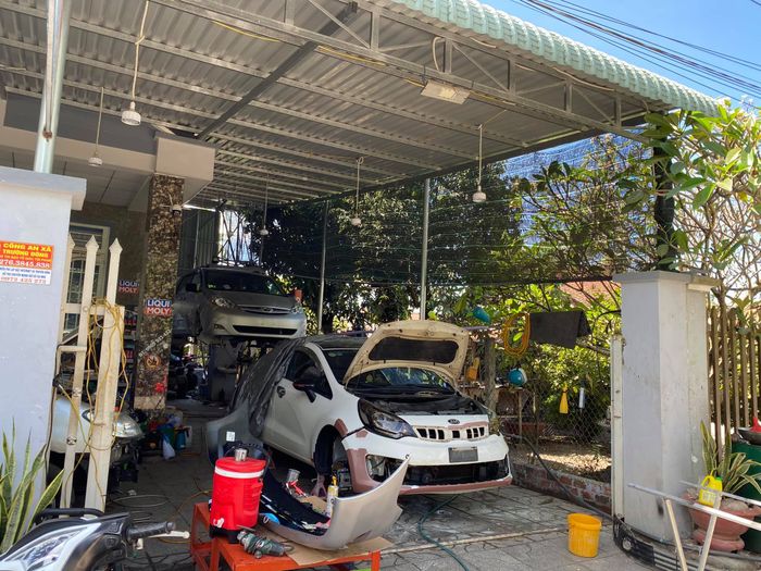 Hình ảnh Garage Quang Vinh - Không gian làm việc đạt chuẩn quốc tế