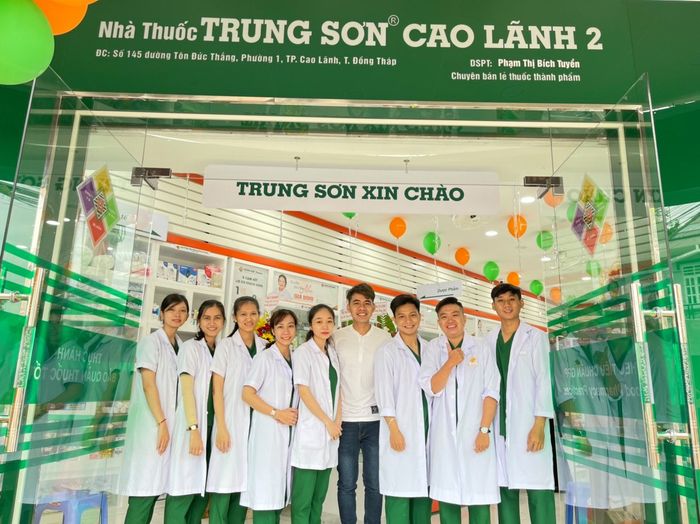 Không gian hiện đại tại Nhà thuốc Trung Sơn Pharma