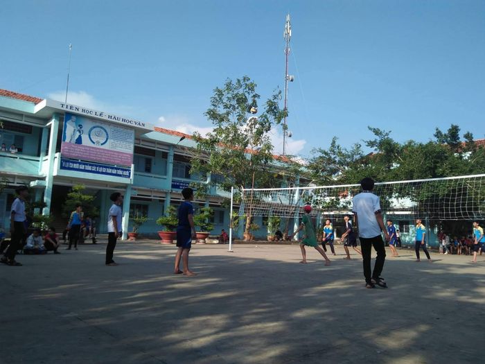 Hình ảnh ấn tượng về Trường THCS TT Cái Nhum