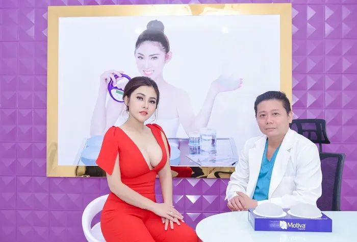 Bác Sĩ Ngô Mộng Hùng - Khoảnh khắc vàng trong phẫu thuật thẩm mỹ