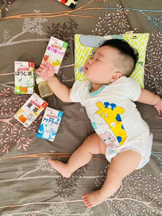 Không gian mua sắm hiện đại tại Mẹ & Bé Aikomart
