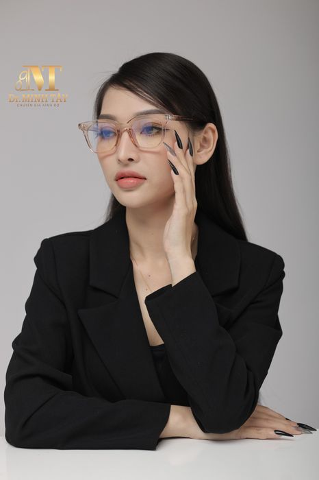 Dr. Minh Tây Optics - Không gian trưng bày đẳng cấp