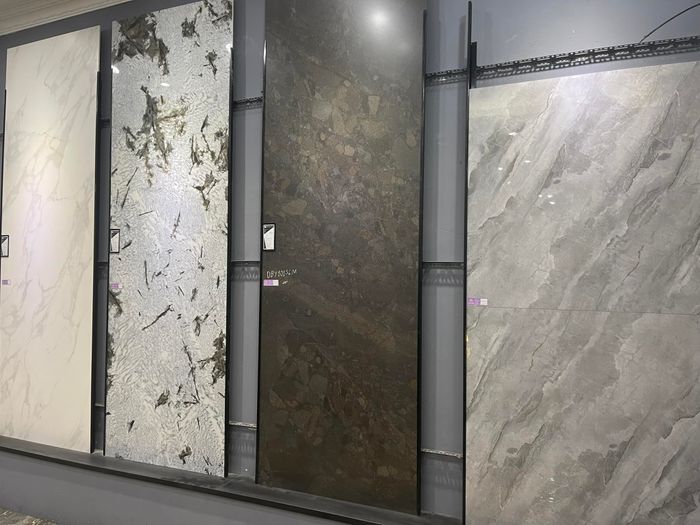 Không gian trưng bày ấn tượng tại showroom Đức Dũng