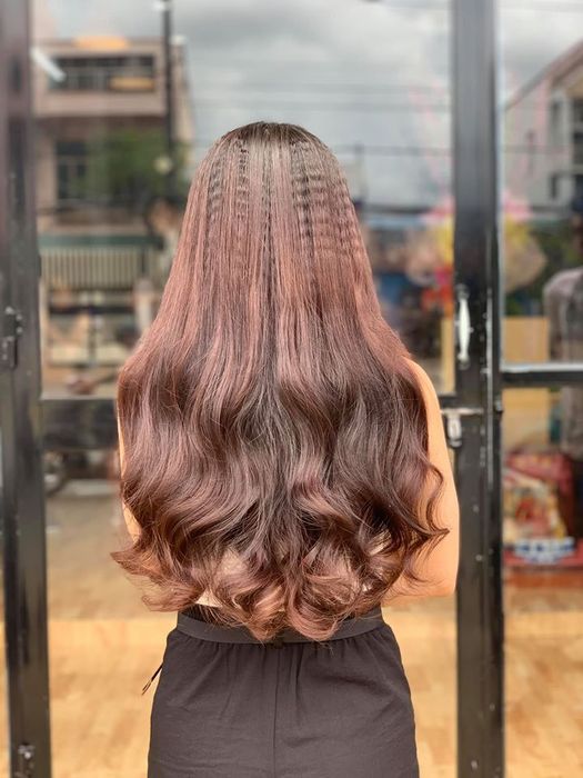 Hình ảnh tạo kiểu ấn tượng tại Thuận Thái Hairsalon