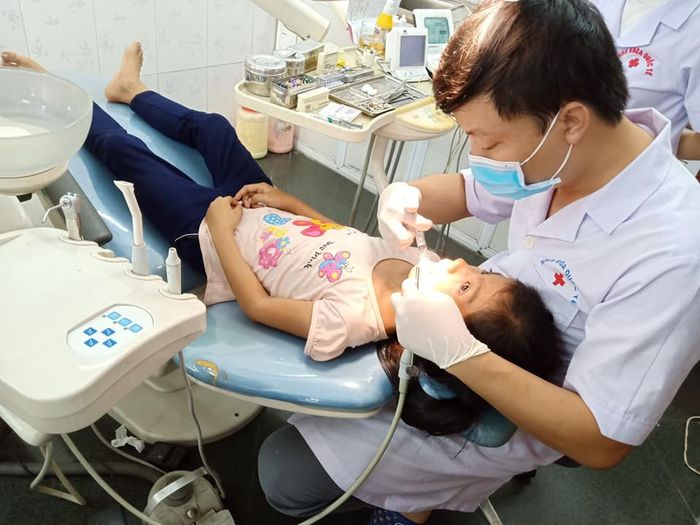 Hệ thống máy móc tân tiến đạt chuẩn quốc tế tại Nha khoa Quốc tế Hà Tĩnh