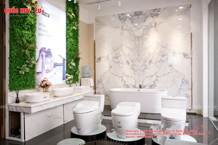 Hình ảnh bộ sưu tập sản phẩm cao cấp tại Quốc Huy