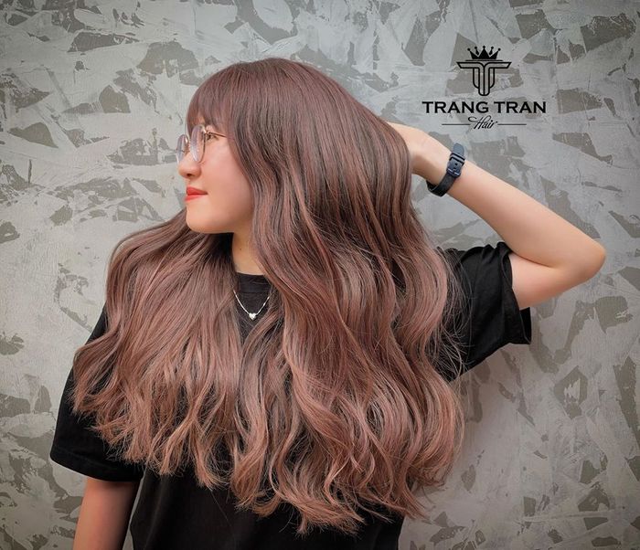 Những tác phẩm màu tóc đầy nghệ thuật tại Trang Tran Hair
