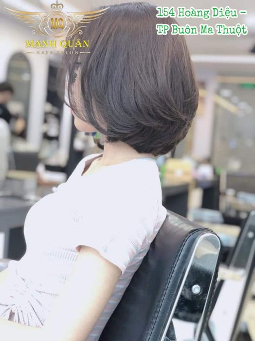 Không gian hiện đại và dịch vụ cao cấp tại Viện Tóc Mạnh Quân