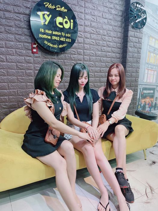 Hình ảnh Hair salon TÝ CÒI 2