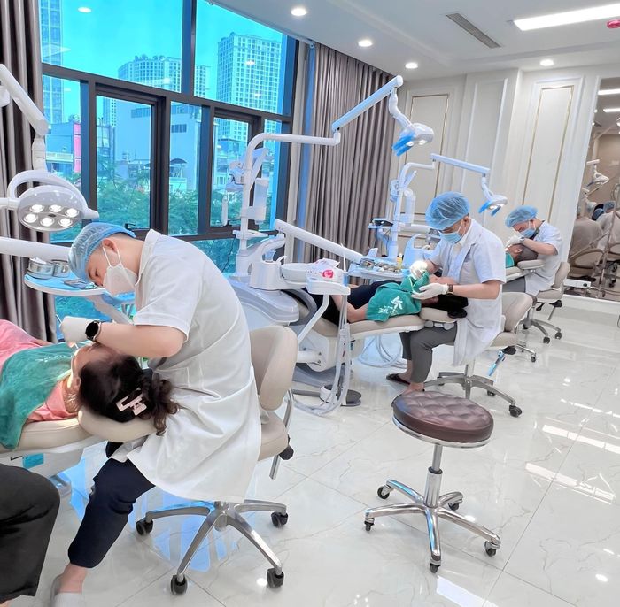 Không gian sang trọng tại Nha Khoa Thẩm Mỹ Việt Pháp