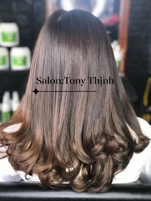 Hair salon ToNy Thịnh - Không gian sáng tạo đầy cảm hứng (Ảnh 2)