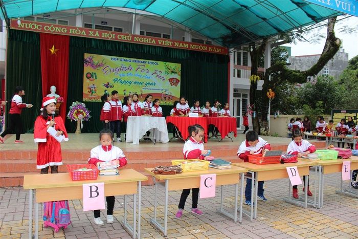 Trường Tiểu Học Hợp Giang hình ảnh 2