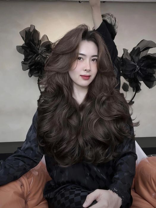 Không gian sang trọng tại Tóc Sài Gòn Hair Salon - Nơi những kiểu tóc đẹp ra đời