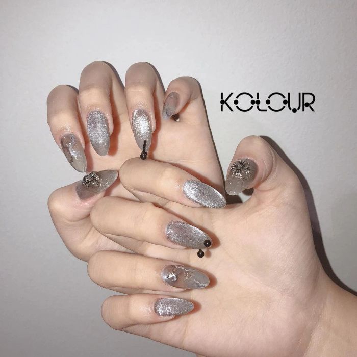 Bộ sưu tập nail độc đáo và không gian xinh xắn tại Kolour de Beauty