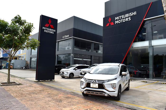 MITSUBISHI CẦN THƠ - Cảnh quan showroom 2