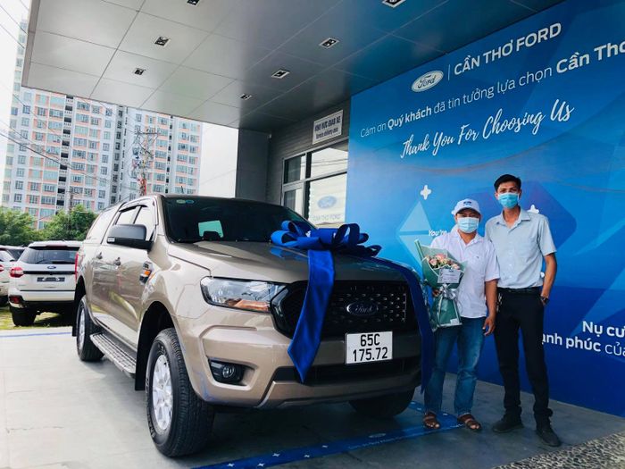 Ford Cần Thơ - Hình ảnh showroom 1