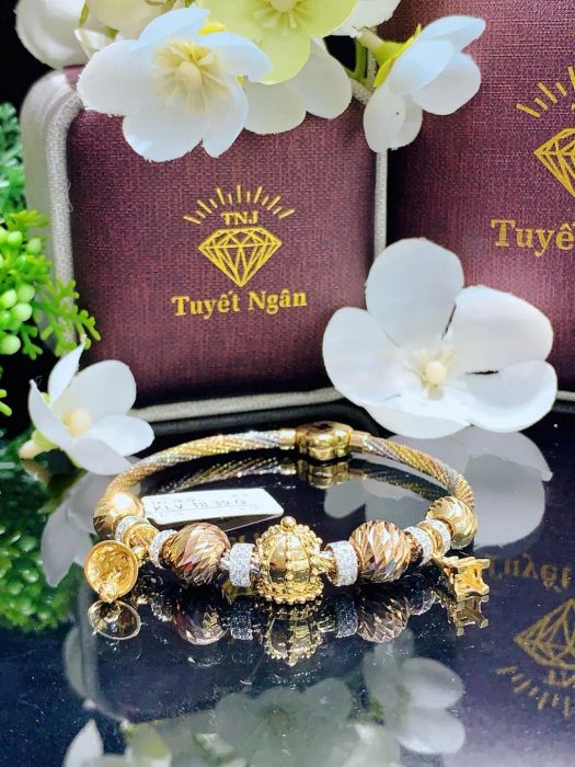 Không gian trưng bày đẳng cấp tại Tuyết Ngân 2