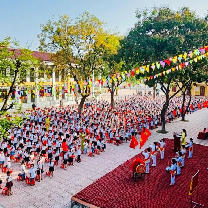 Hoạt động ngoại khóa sôi nổi tại Trường Tiểu học Dĩnh Kế