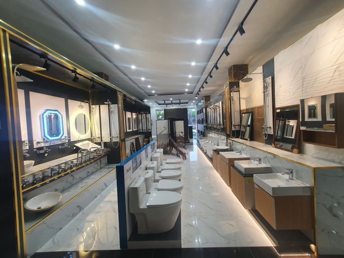 Không gian trưng bày đa dạng tại Showroom OUMER Đà Nẵng