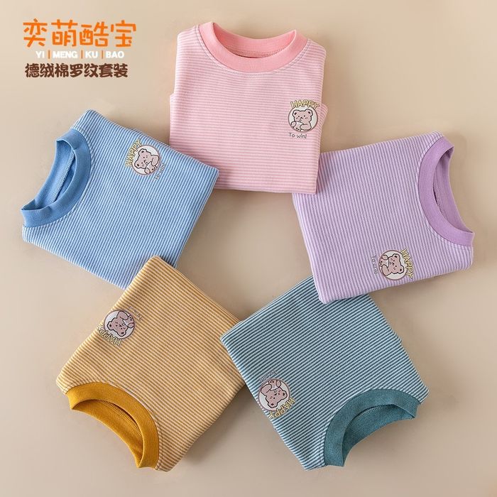 Không gian mua sắm tiện nghi tại Shop Mẹ & Bé Quyết Oanh