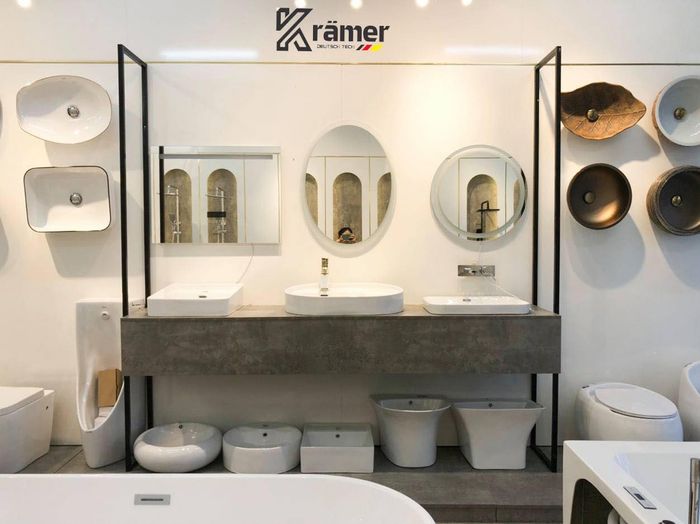 Không gian trưng bày thiết bị vệ sinh Kramer cao cấp