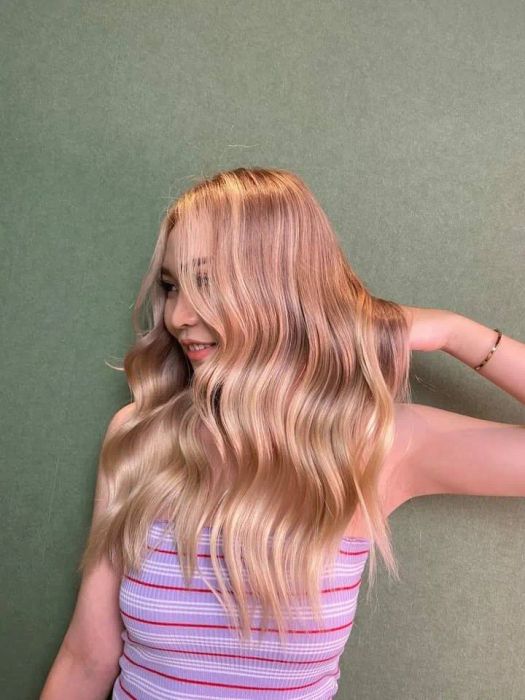 Không gian sang trọng và hiện đại tại Hair Salon Đồng