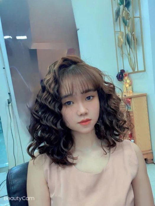 Không gian sang trọng tại Hair SaLon Tiến Trần - Nơi những kiểu tóc nghệ thuật ra đời