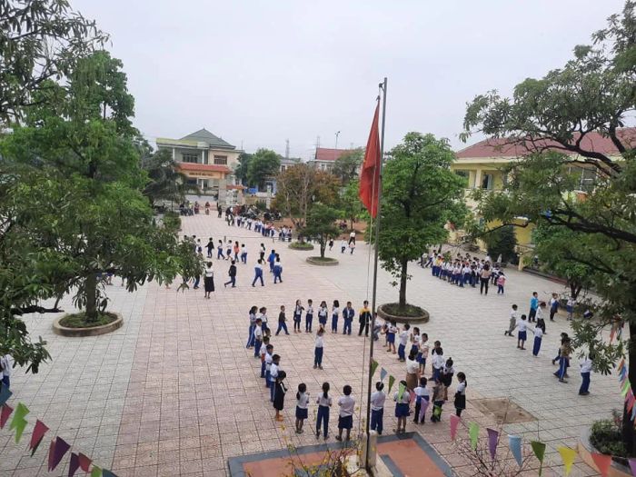 Hoạt động ngoại khóa sôi nổi tại Trường Tiểu học Lê Hồng Phong