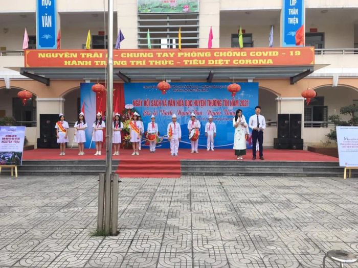 Khuôn viên xanh mát của THCS Nguyễn Trãi A