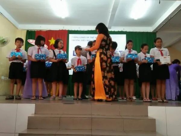 Hình ảnh Trường Tiểu học Lê Văn Tám - Không gian học tập hạnh phúc