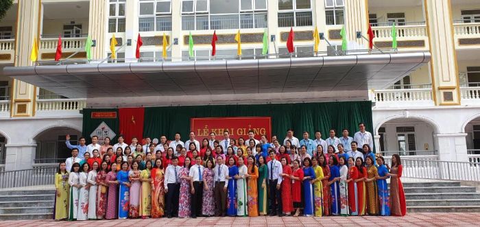 Trường THPT Thạch Thất Hình 2