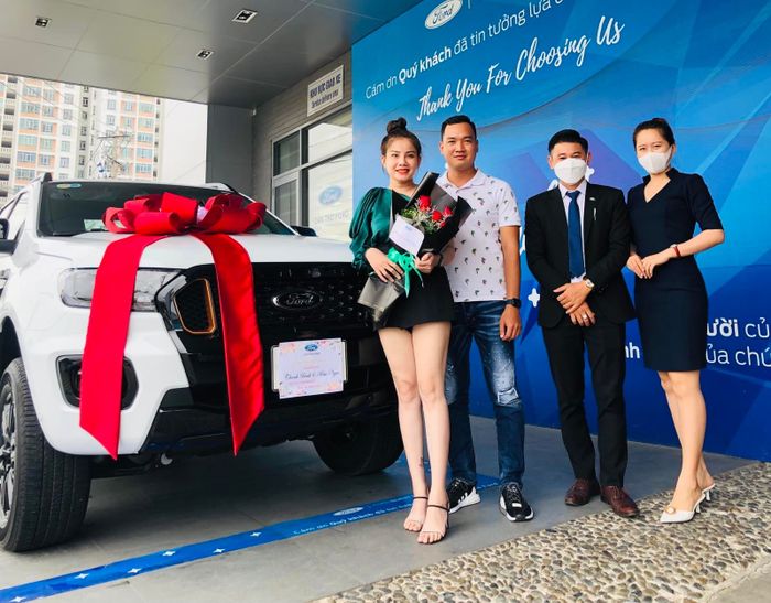 Ford Cần Thơ - Cảnh quan showroom 2