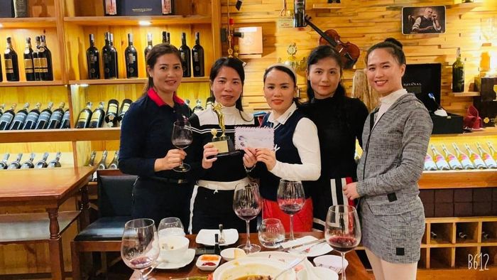 Không gian sang trọng và ấn tượng tại Caballo Wine Club