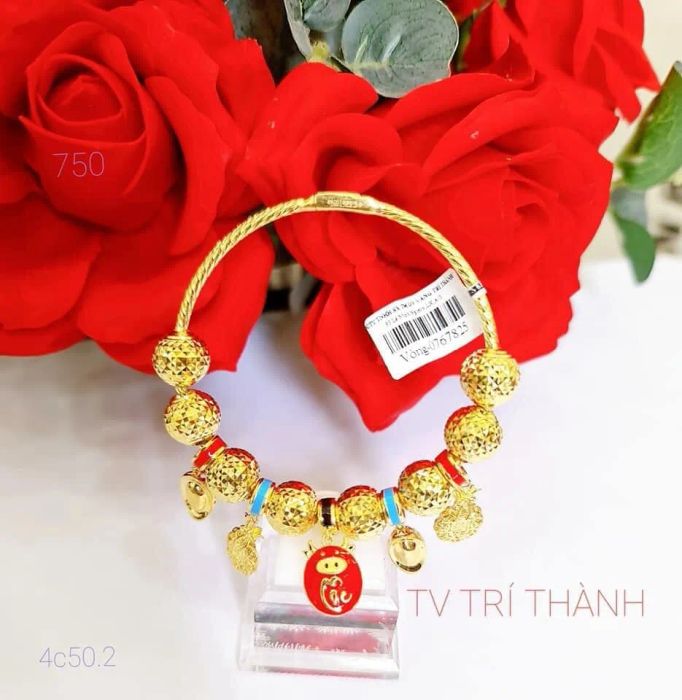 Không gian ấm cúng tại Tiệm Vàng Trí Thành
