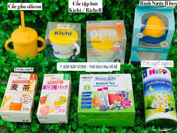 Góc trưng bày sản phẩm dinh dưỡng tại Bắp Bắp Store
