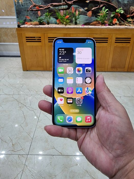 Hình ảnh không gian làm việc chuyên nghiệp tại Quang Vinh Mobile