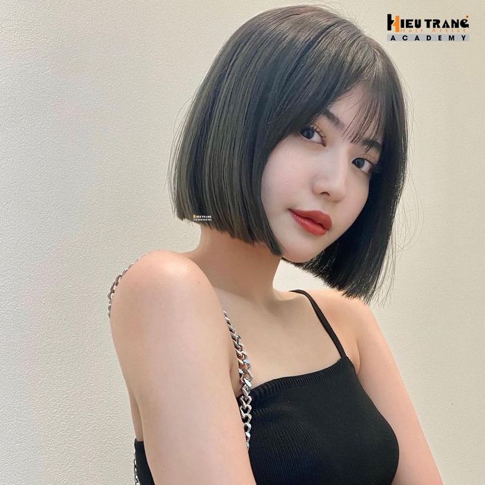 Những kiểu tóc ngắn thời thượng được tạo bởi bàn tay vàng của Salon Hiếu Trang