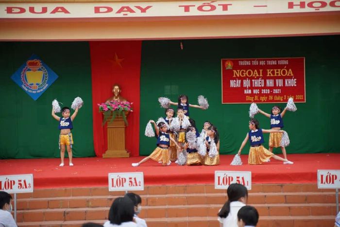Hoạt động ngoại khóa sôi nổi tại Trường Tiểu học Trưng Vương
