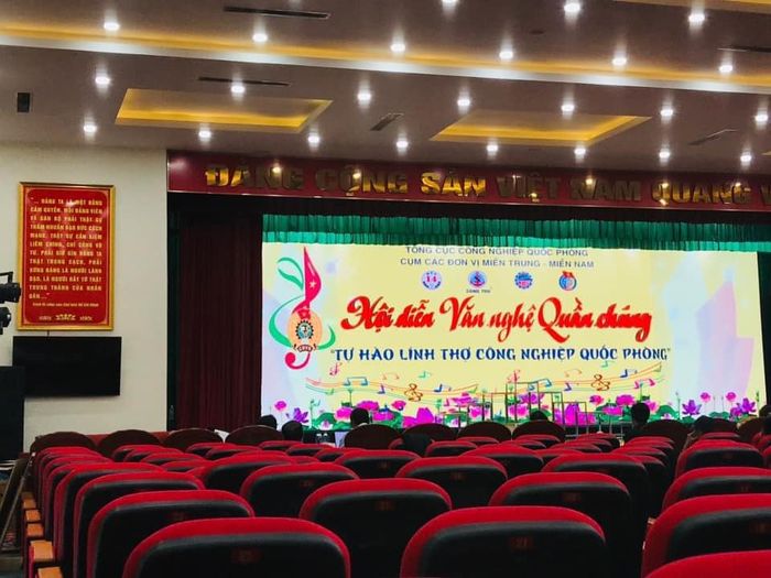 Hình ảnh thiết bị hiện đại và sự kiện chuyên nghiệp từ Công ty 161